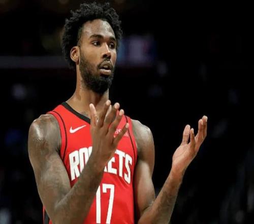 范尼创纪录,连续两赛季,成为首位遭,B体育官方,B体育在线官网,B体育线上,B体育APP