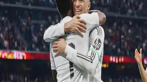 內馬爾25分鐘內從失誤中奮起，連入三球逆轉局面